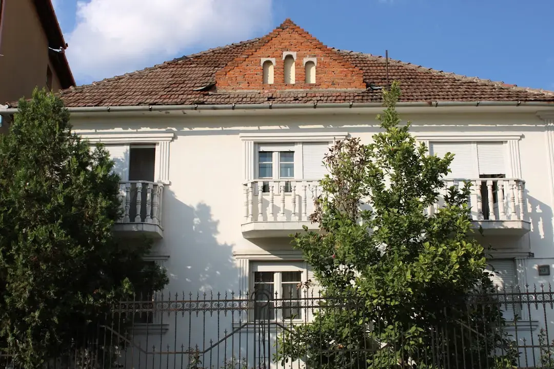 Cum să-ți faci casa de vândut cu o intrare impresionantă
